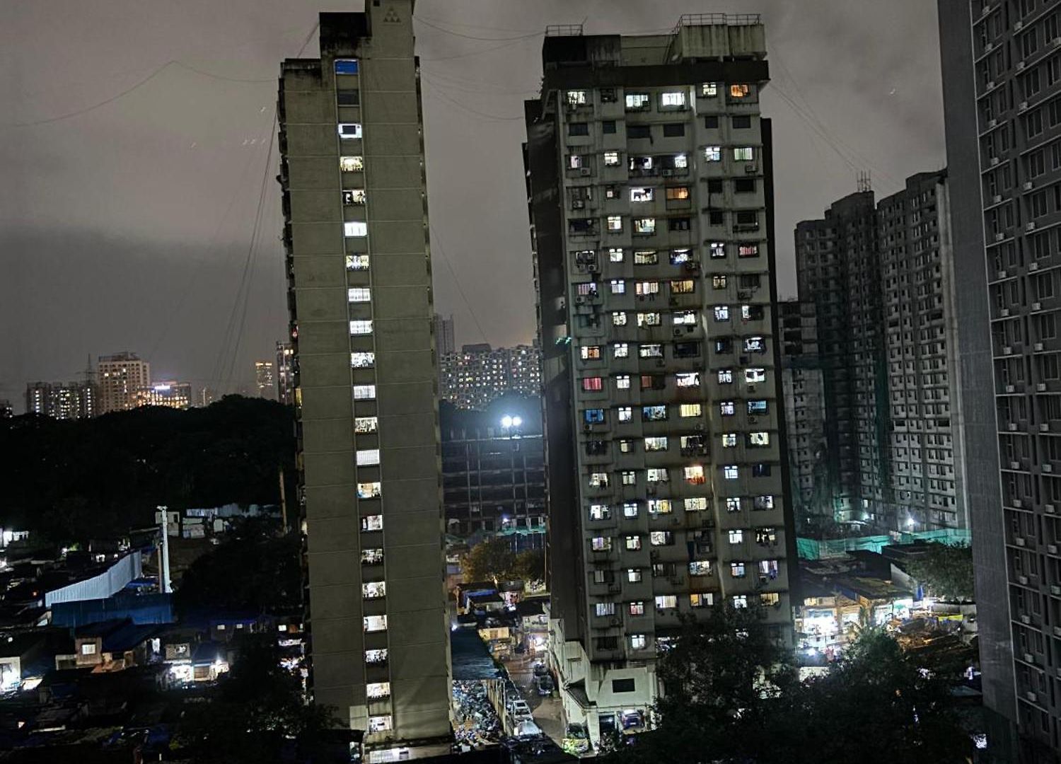 Apartment Atithi Homes Luxe Kandivali