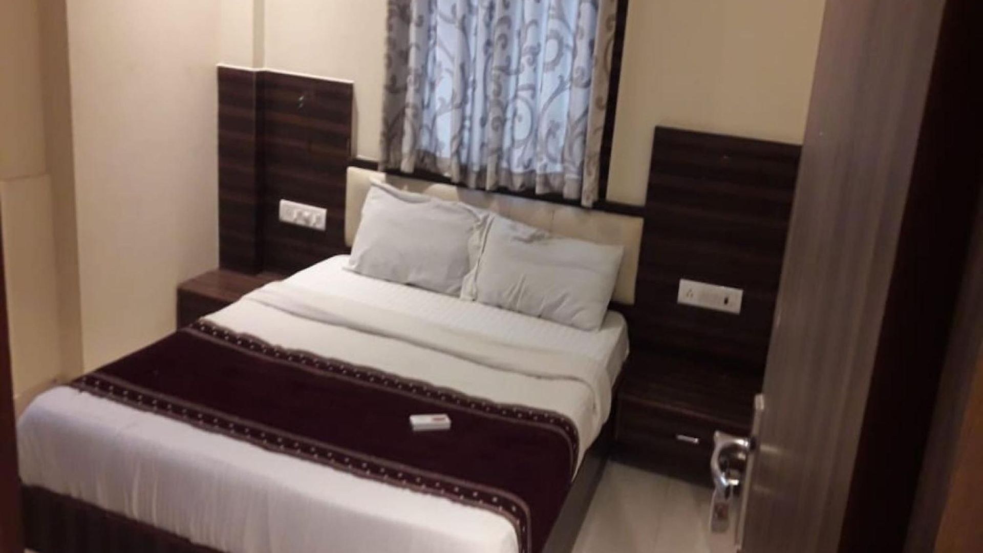 O Golden Hotel