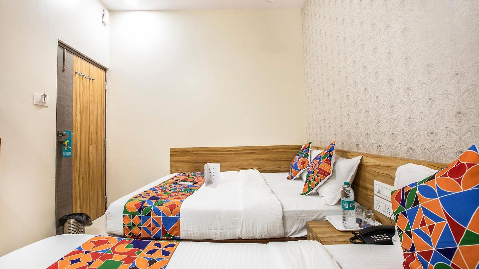 Fabexpress Marol Metro - Nr International Airport Hotel 3*
