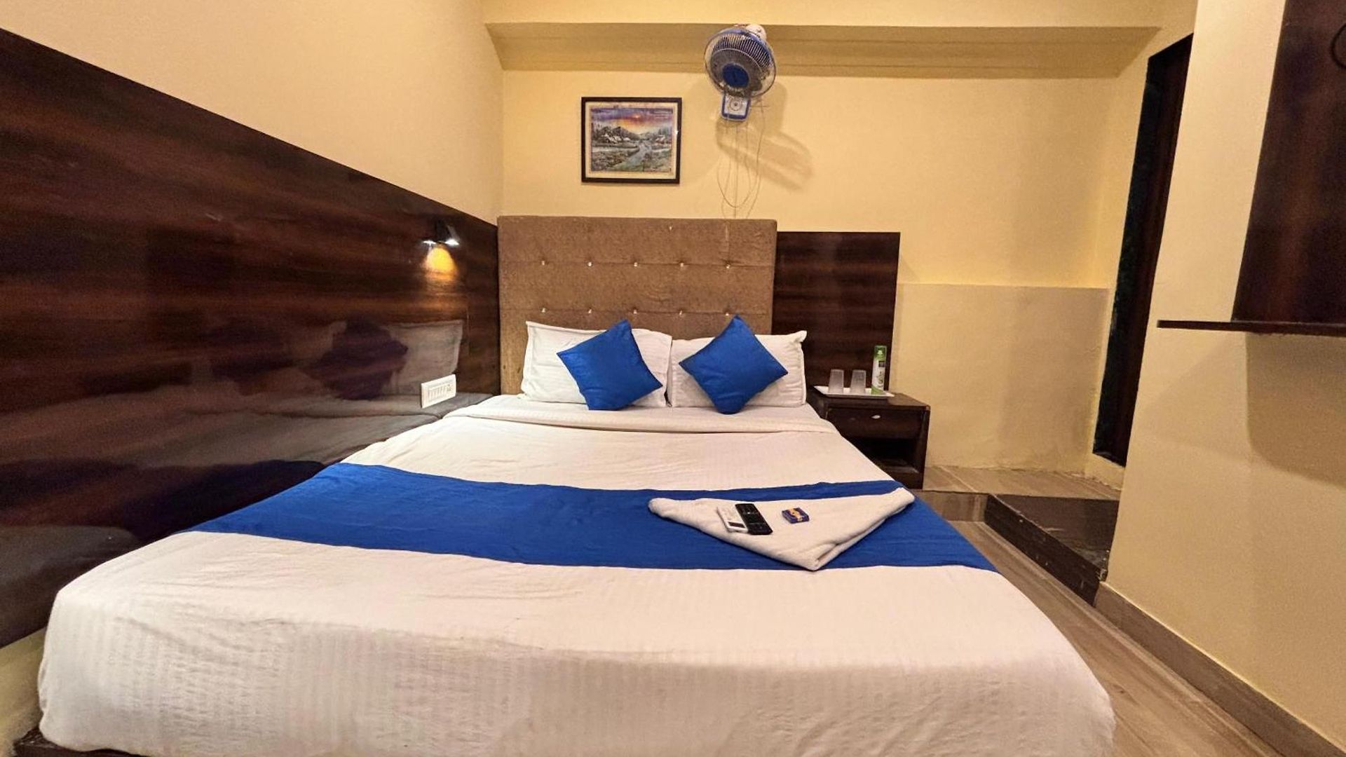 Signature 3* Mumbai