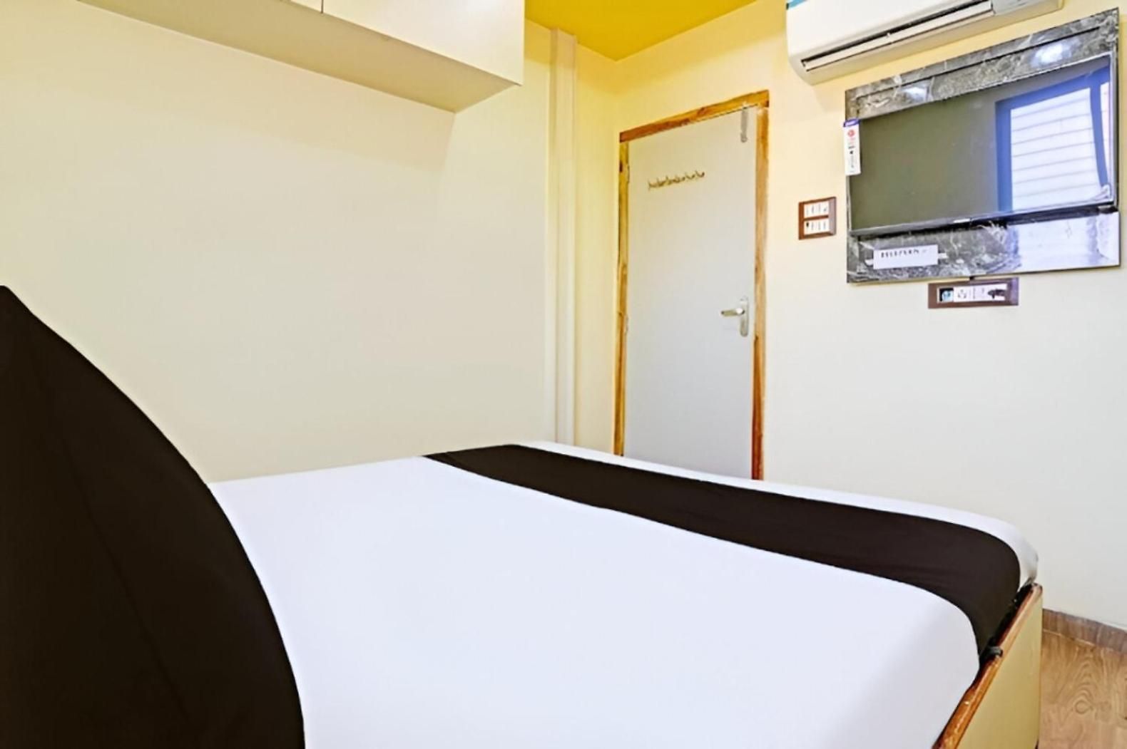 Tanvi - Nr International Airport Hotel Mumbai