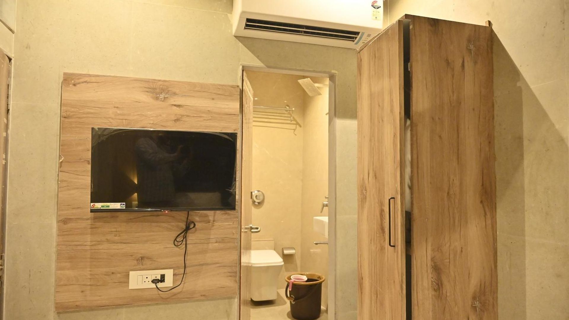 Royal Bkc Hotel 2*