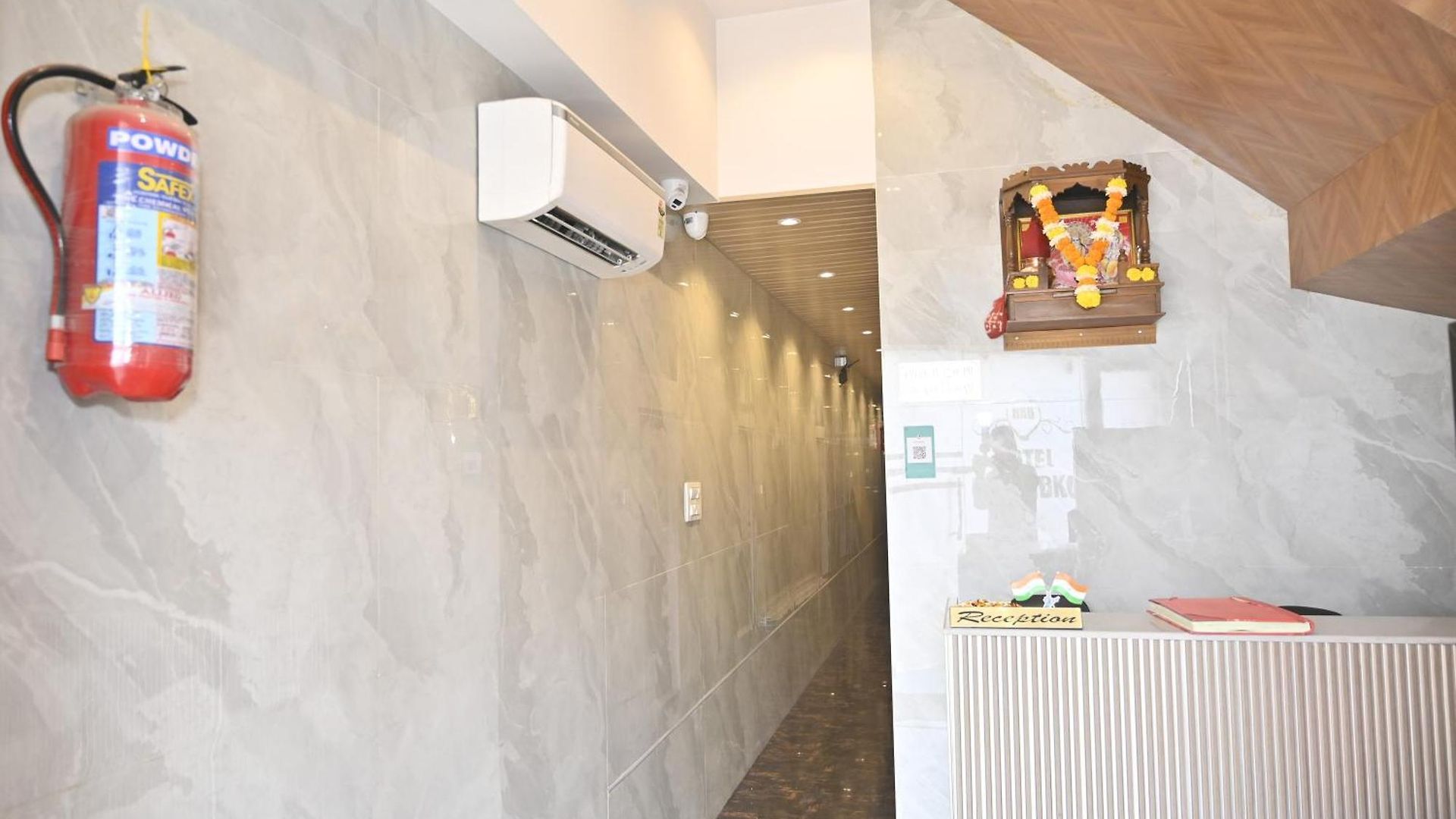 Royal Bkc Hotel 2*