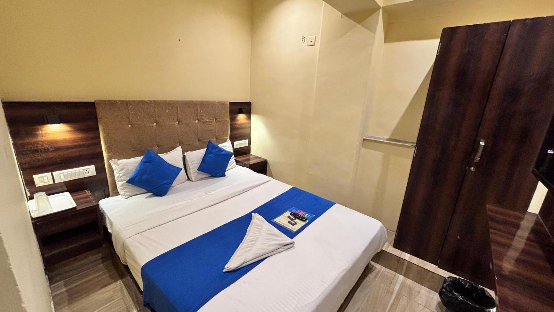 Signature Guest house Mumbai