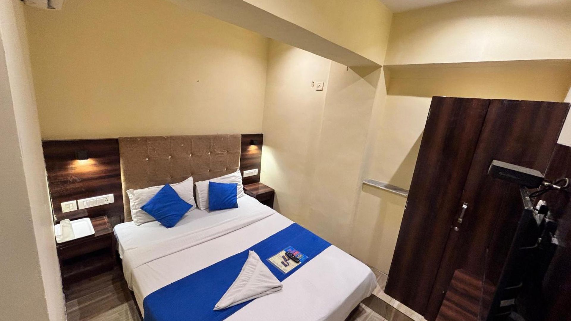 Signature 3* Mumbai
