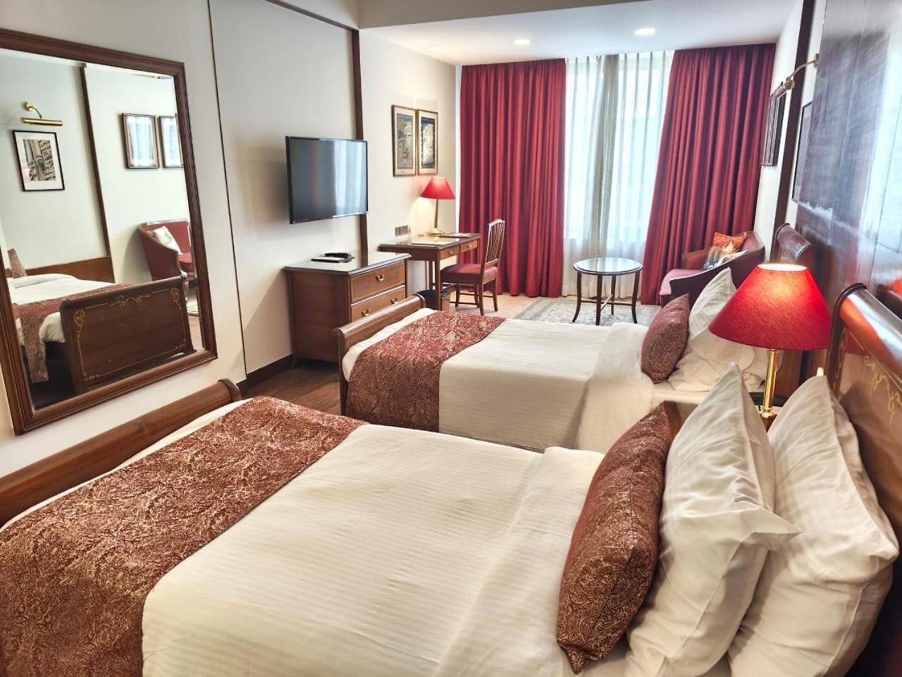 The Ambassador, Marine Drive, Hotel