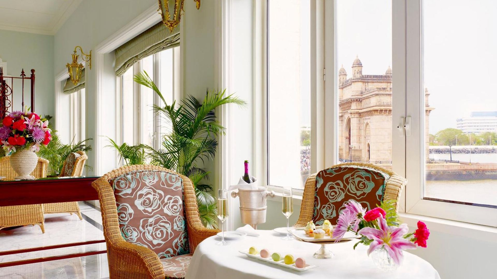 Taj Mahal Tower, 5*