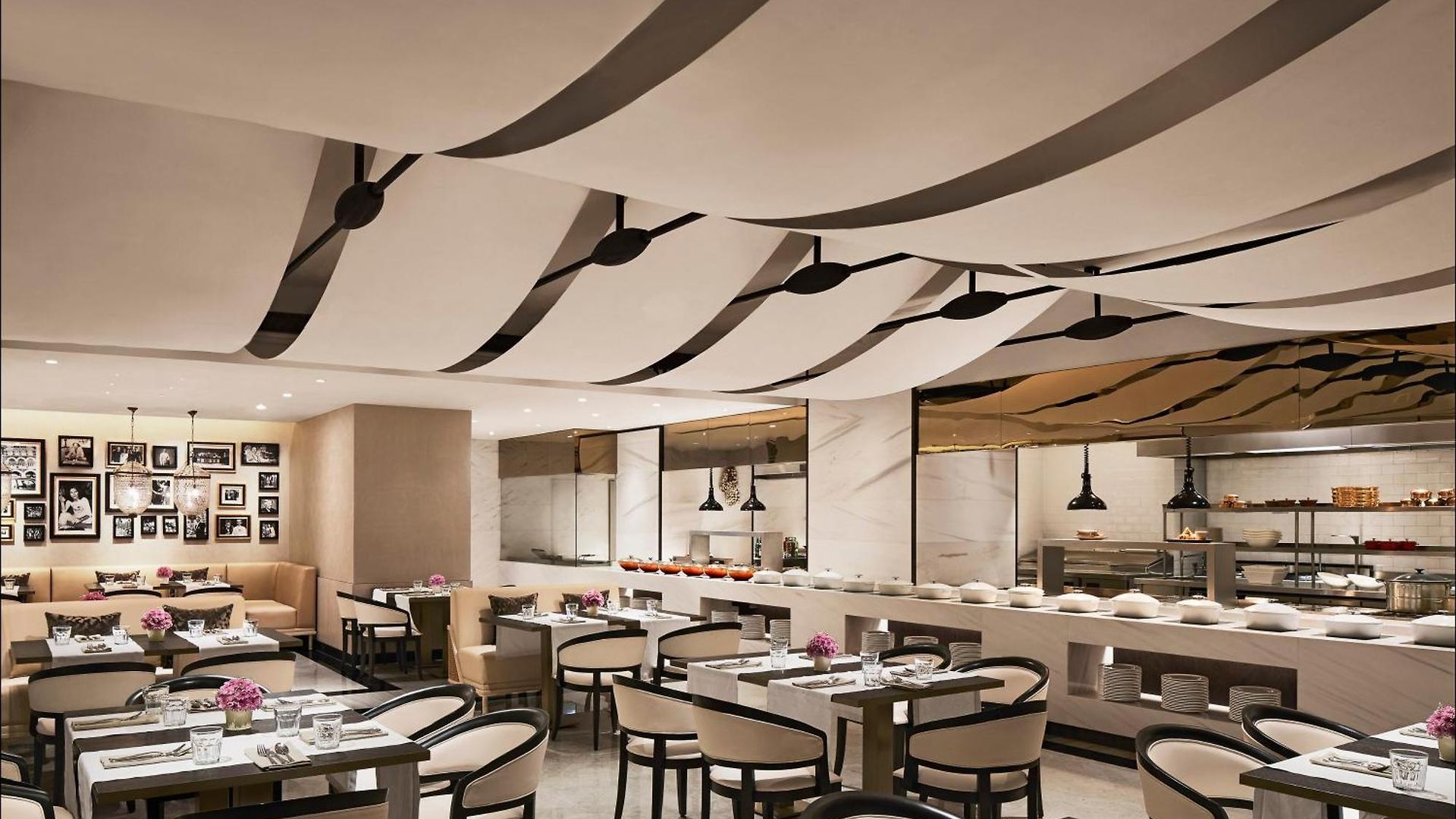 Taj Mahal Tower, Hotel 5*