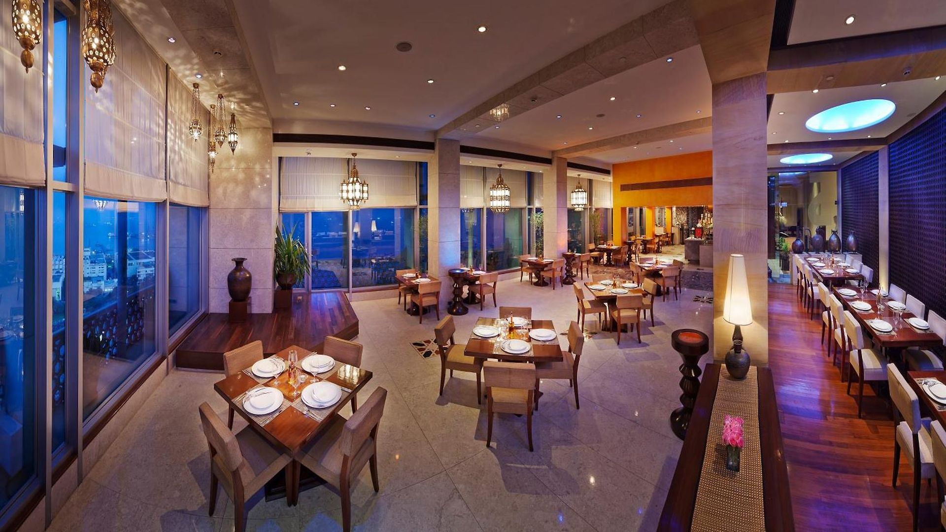Hotel Taj Mahal Tower, 5*