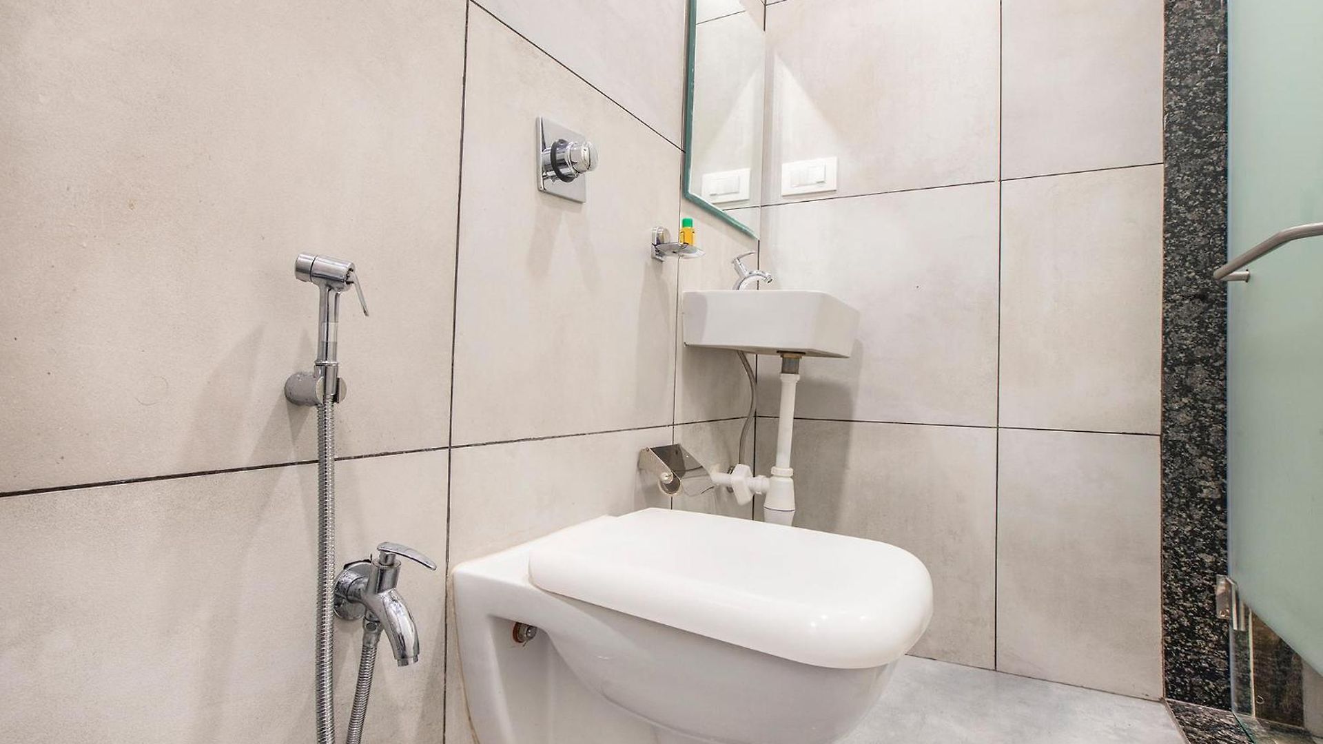 Fabexpress Marol Metro - Nr International Airport Hotel Mumbai