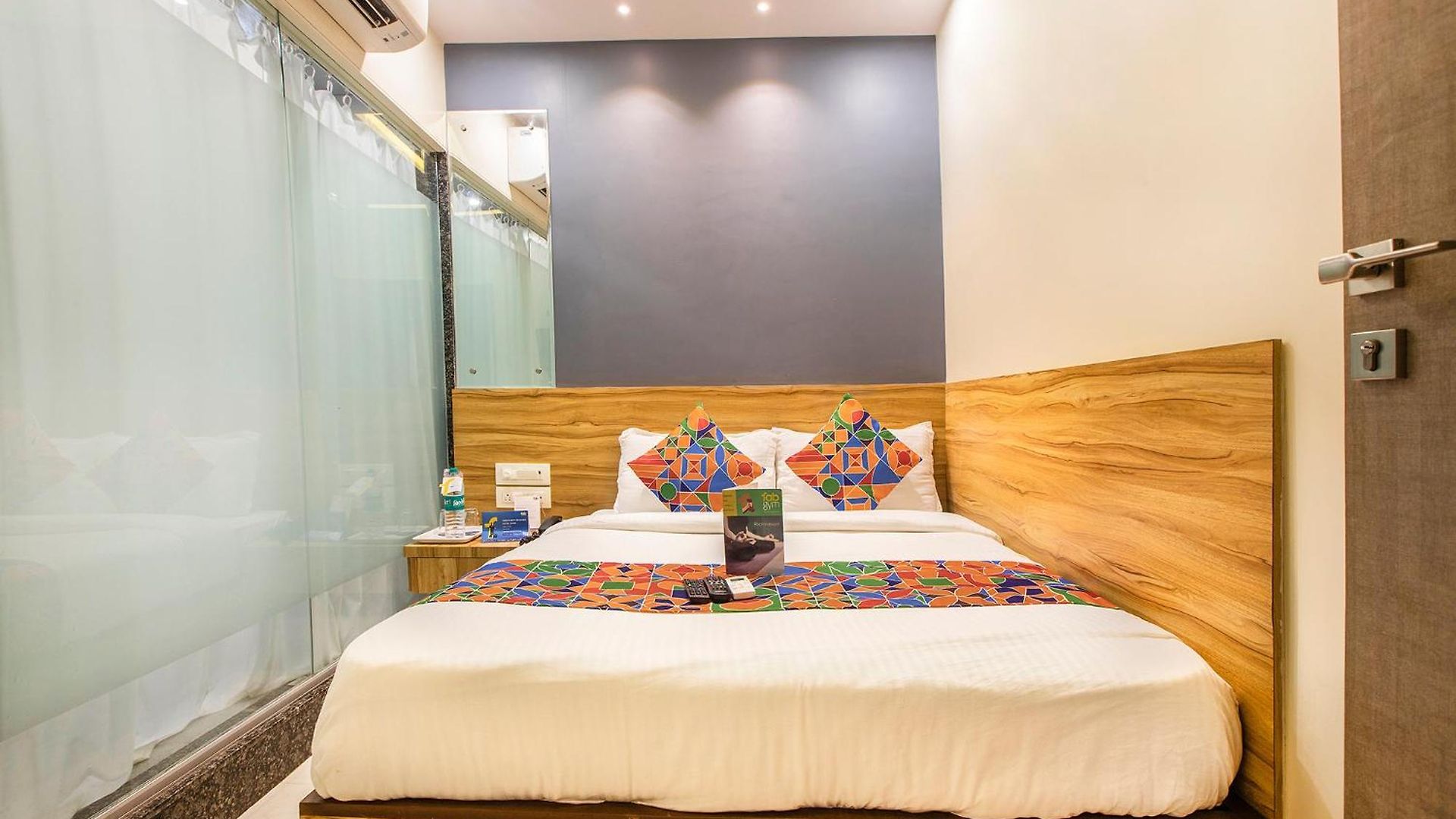 Fabexpress Marol Metro - Nr International Airport Hotel Mumbai