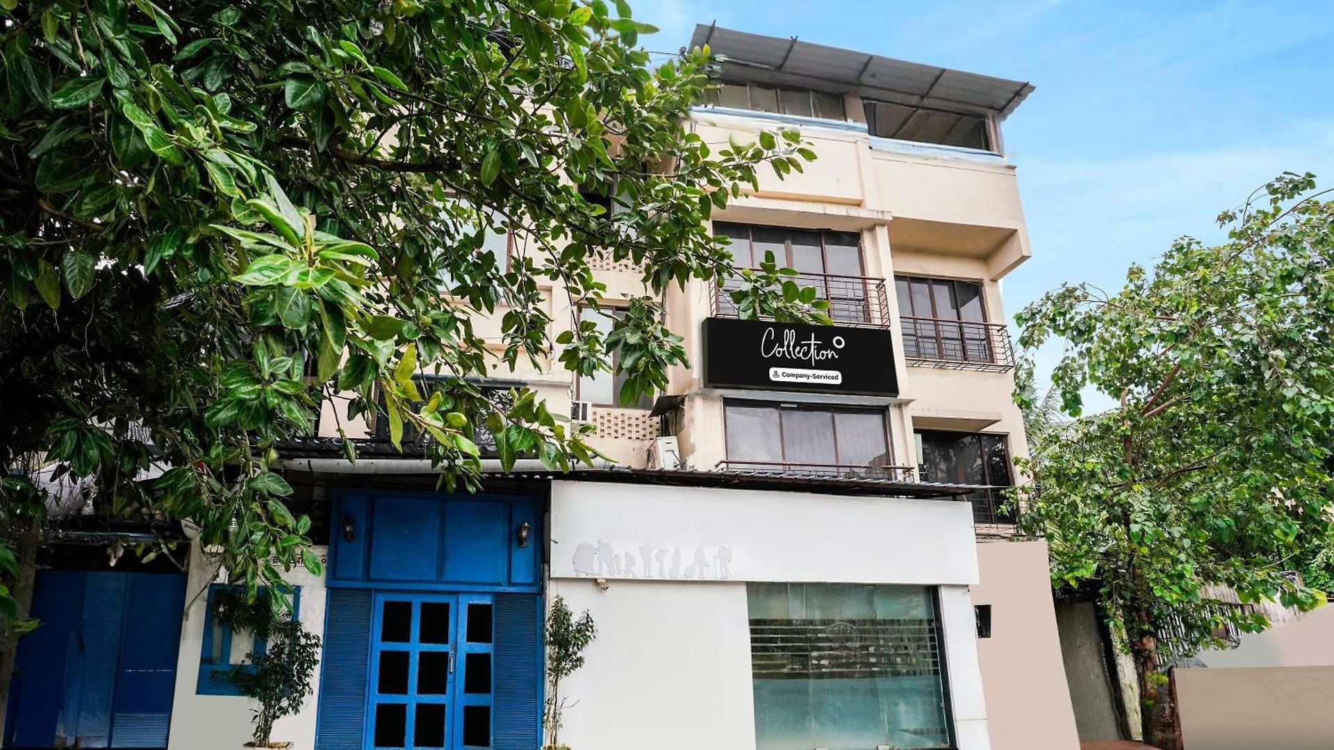 Hotel Collection O Andheri Near Airport Formerly We 4*
