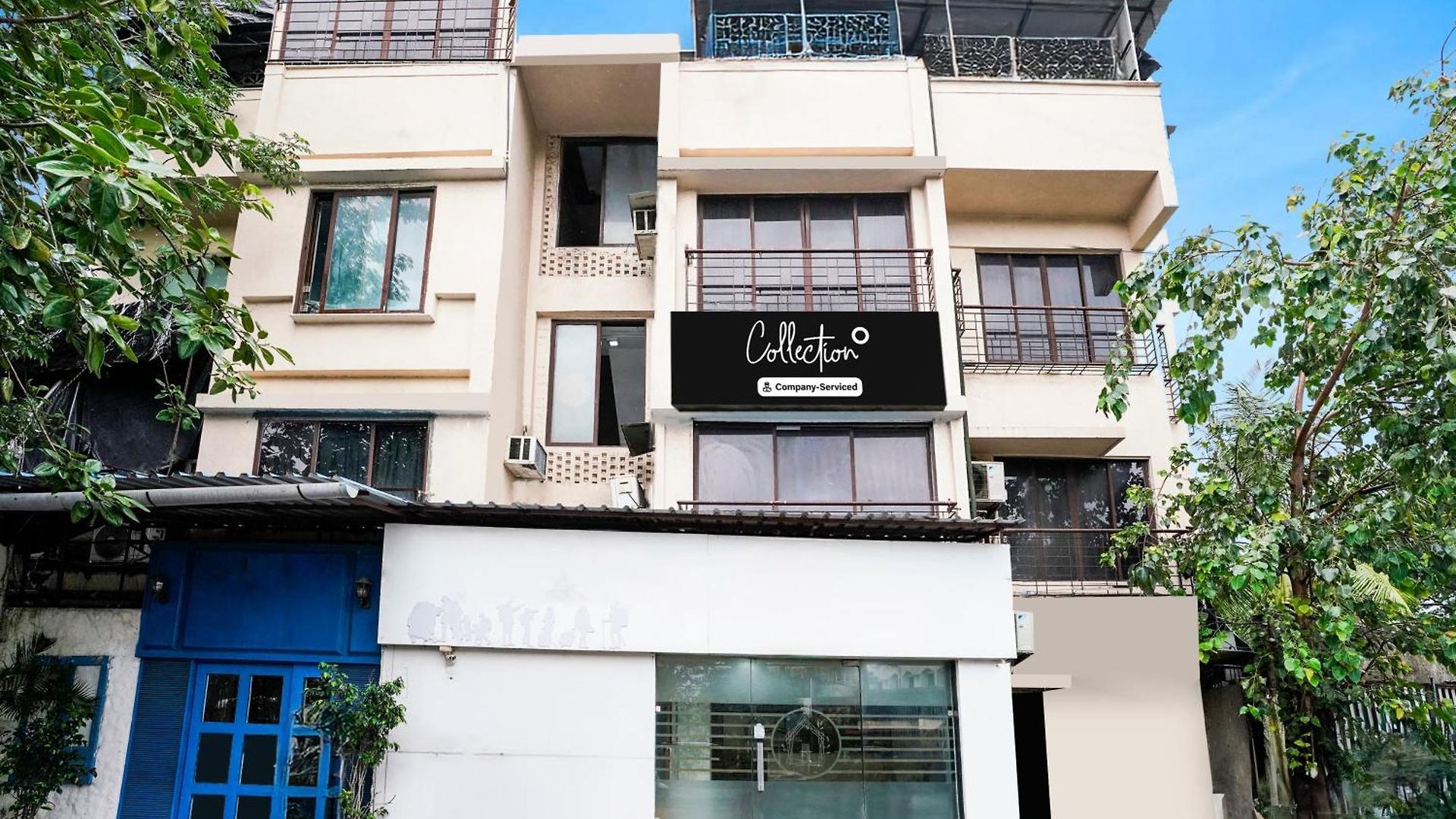 Collection O Andheri Near Airport Formerly We Hotel 4*