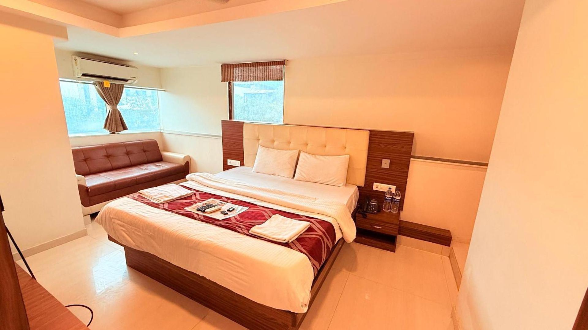 Artusinn Midc Andheri East Hotel