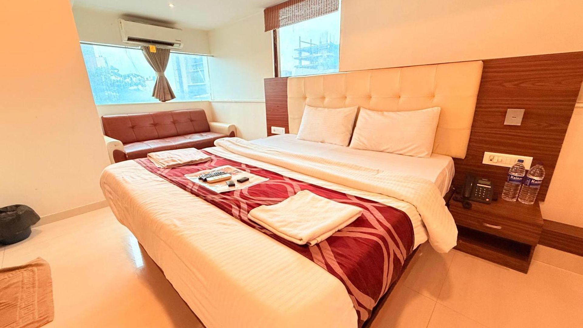 Artusinn Midc Andheri East 3*