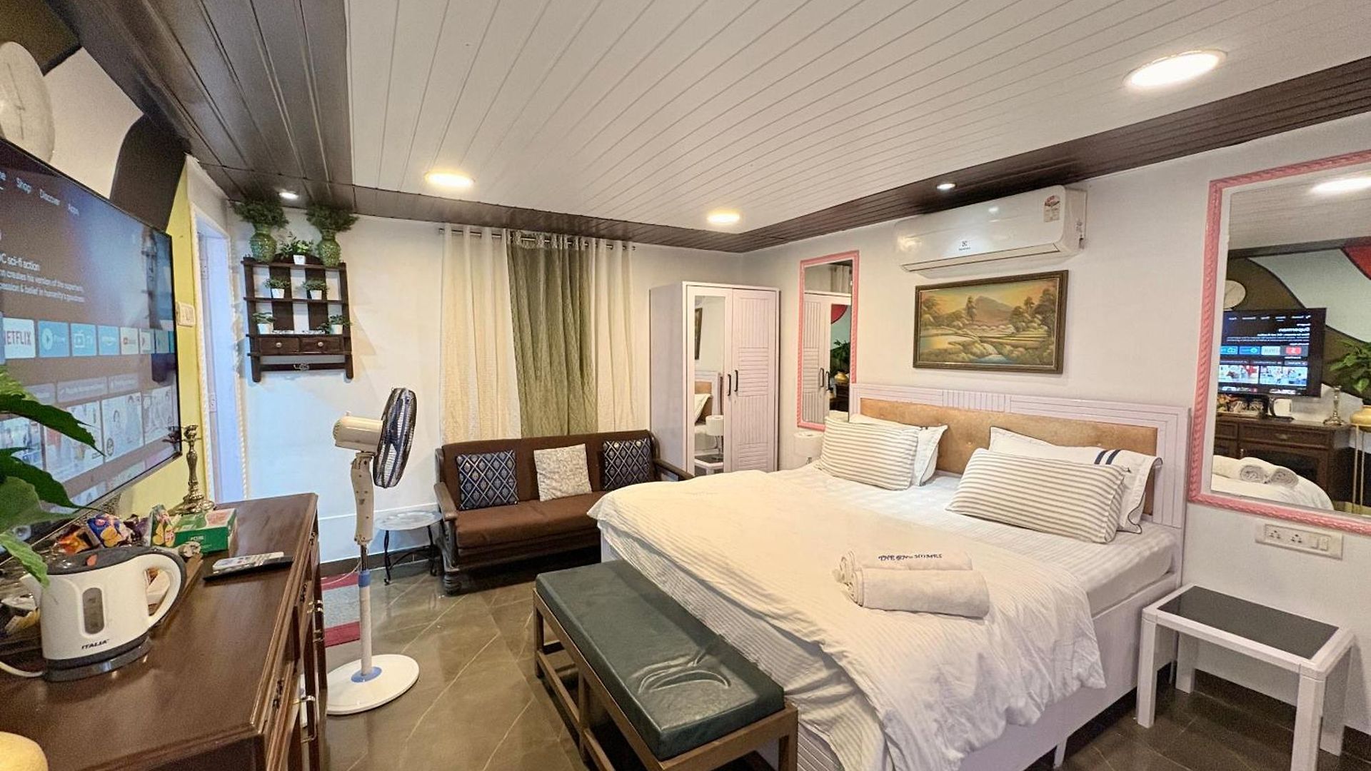 Apartment Independent 25 Corner House Bandra West