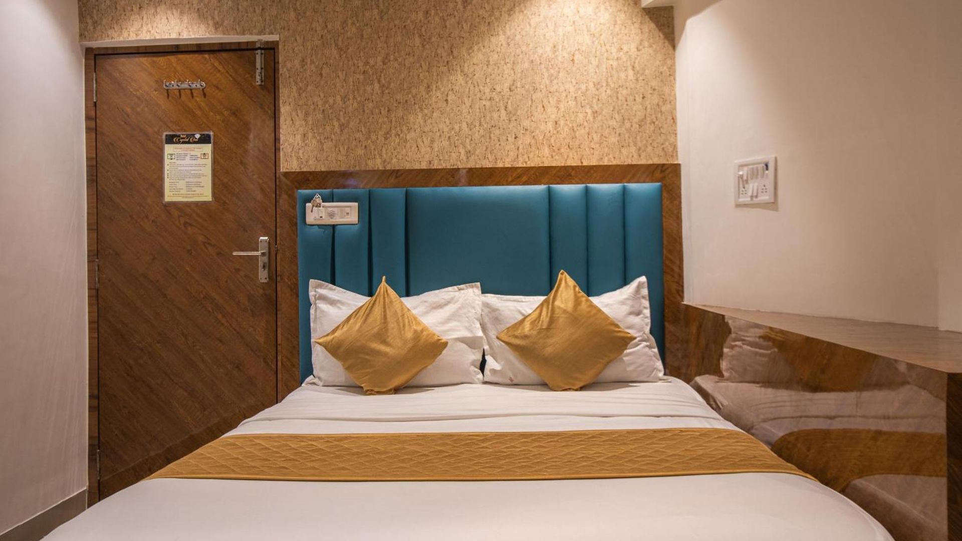 Crystal Palace Near Us Consulate Bandra Kurla Complex Mumbai Near Mumbai Airport Mumbai 3* Mumbai