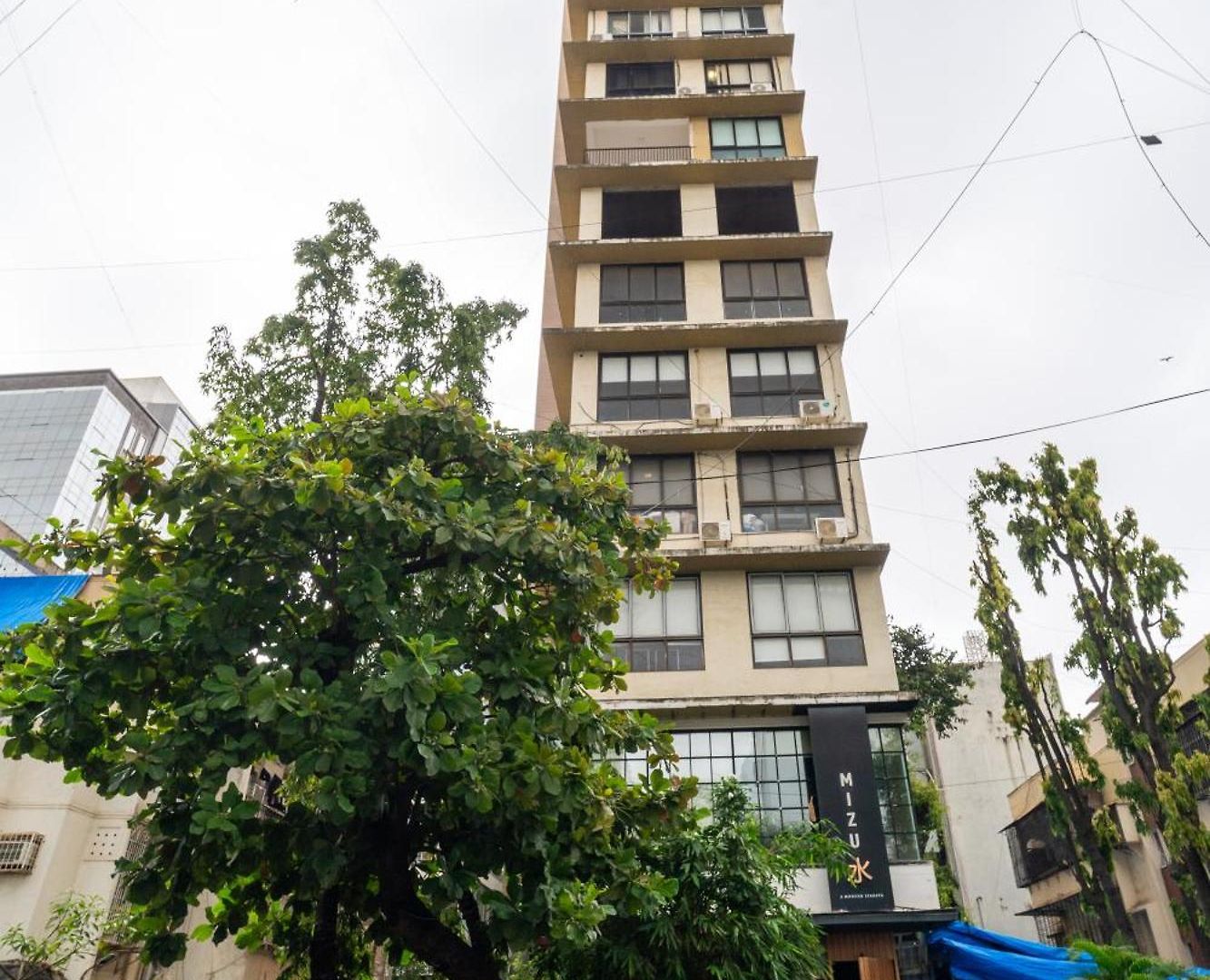 Milo Private 3bhk In Bandra Apartment