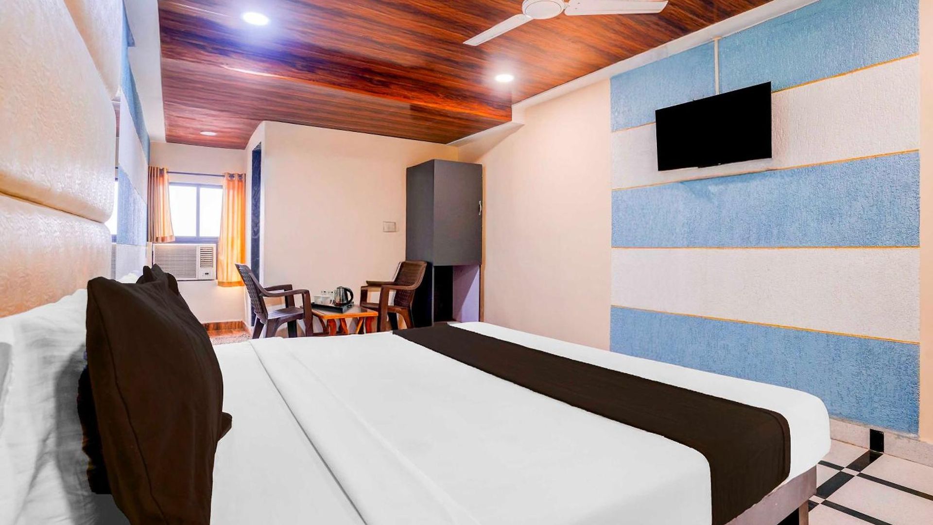 Hotel Collection O Khoni Taloja Bypass 3*
