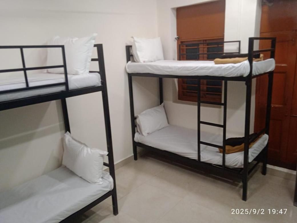 Guest house Galaxy Executive & Ac *