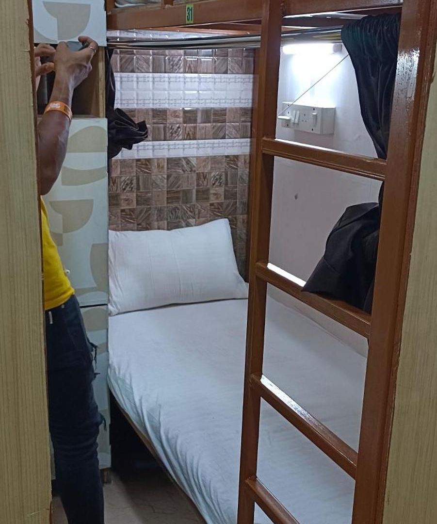 Cst Hostel Mumbai