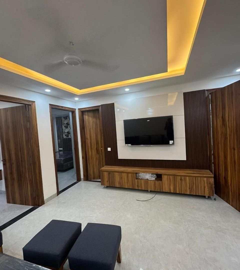 Apartment Lodha Fiorenza