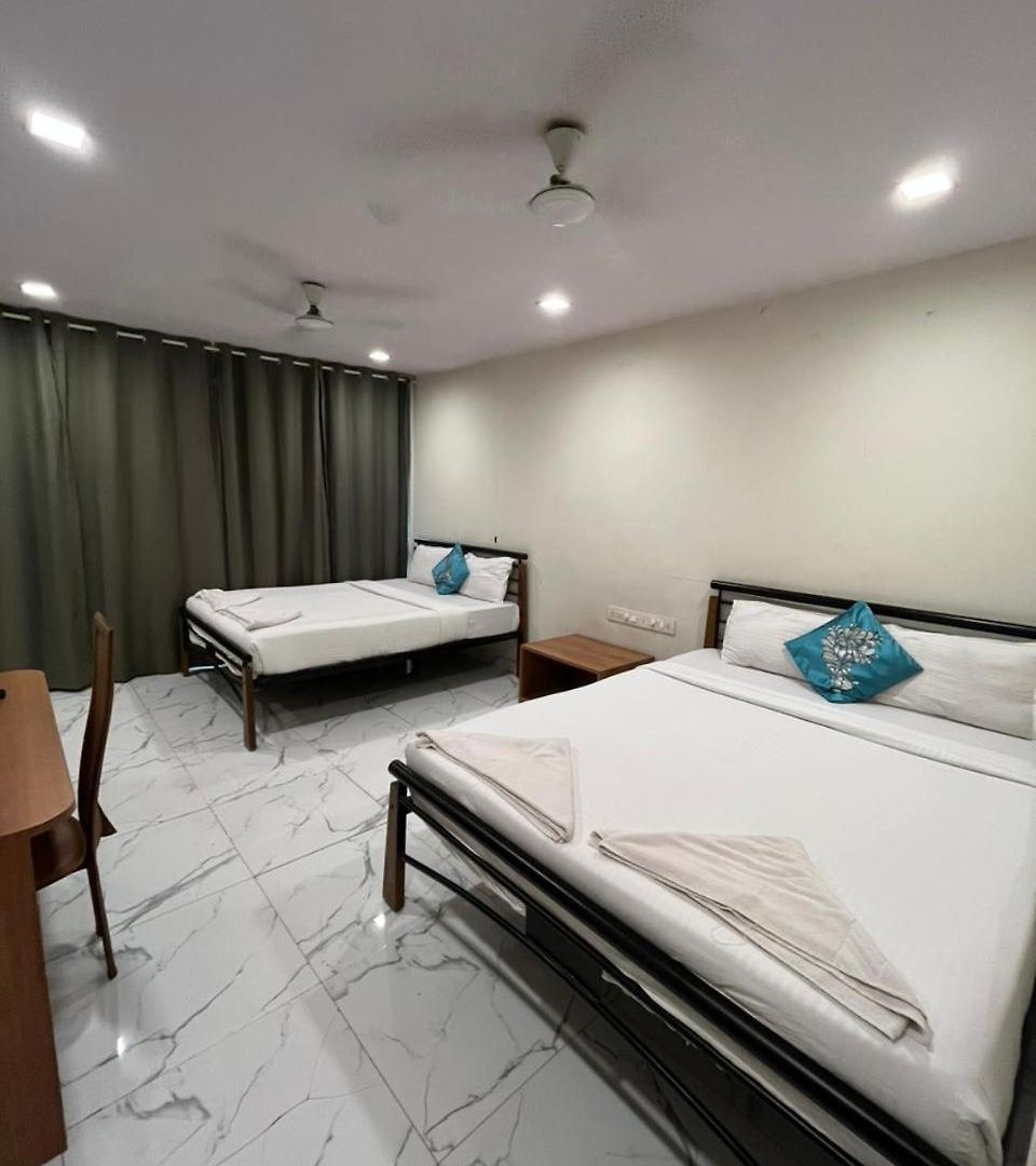 Red House - Powai Groups Hostel *