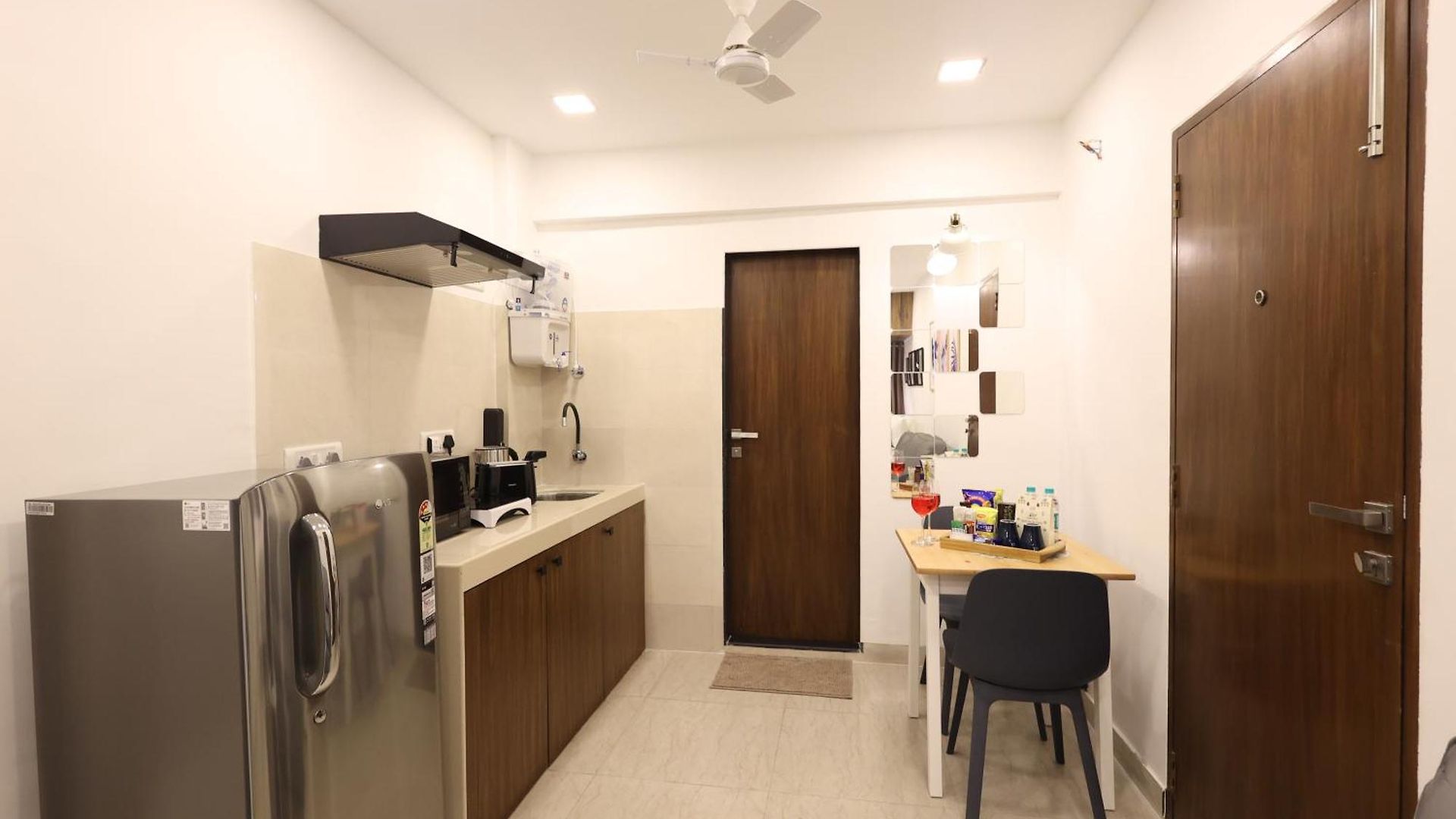 Wabi-sabi By Alamiko Apartment Mumbai