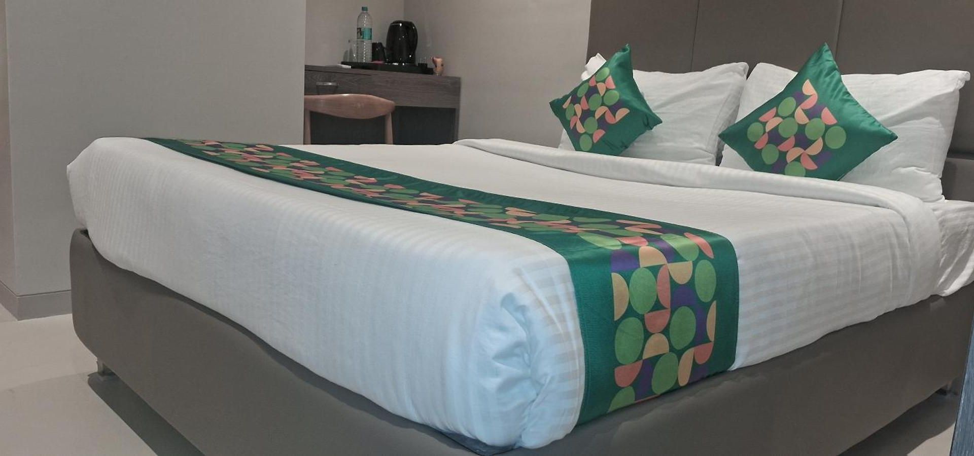Shine Hospitality Boutique Hotel 3*