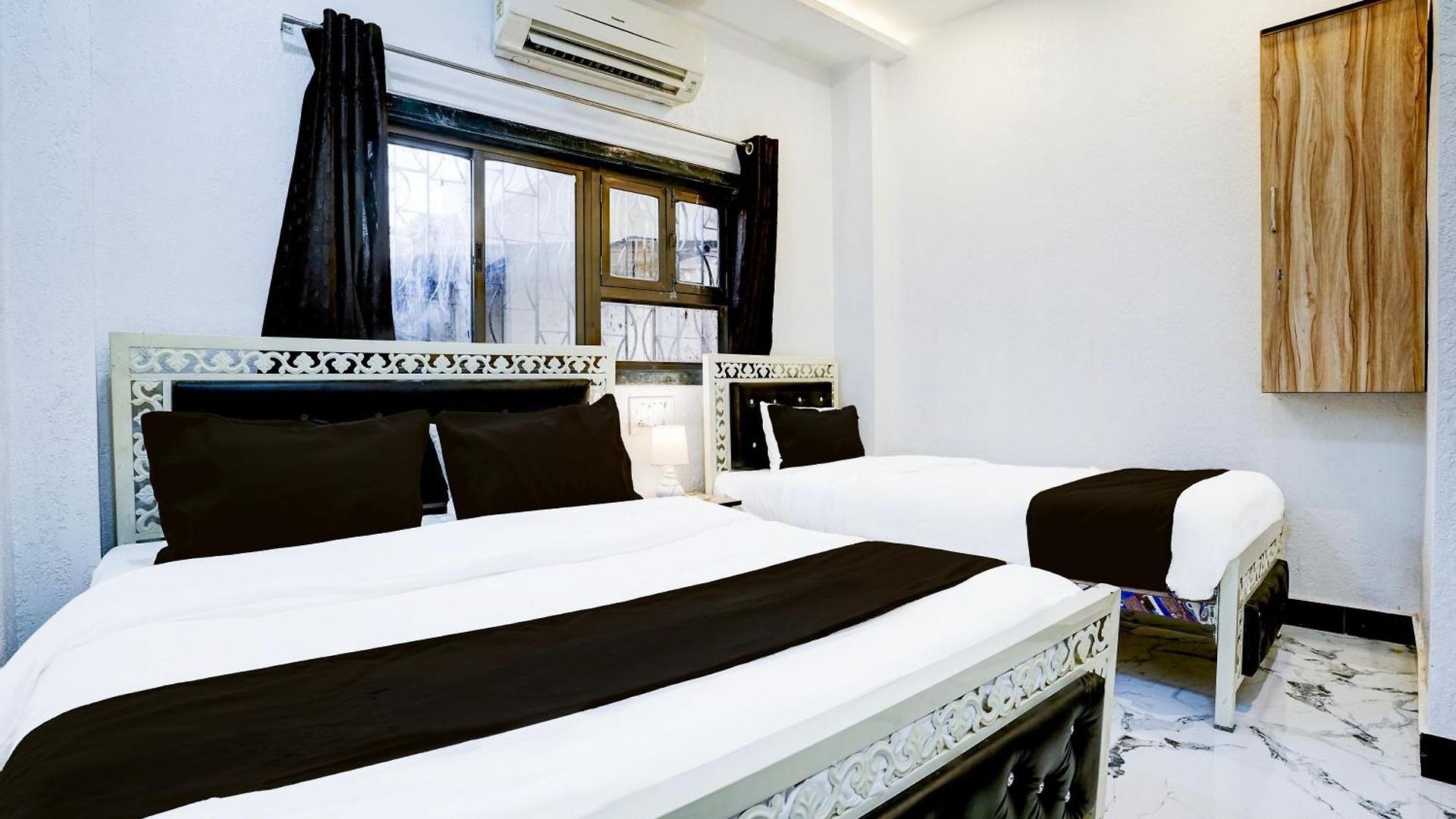 O Khar East Near Railway Station Hotel 3*