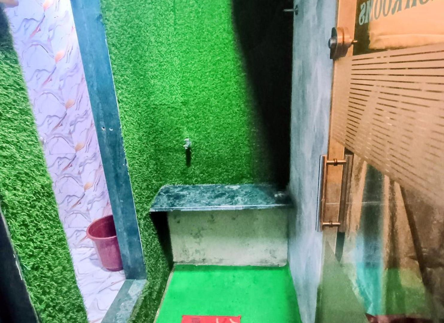 Hostel Royal And In Asalpha Mumbai