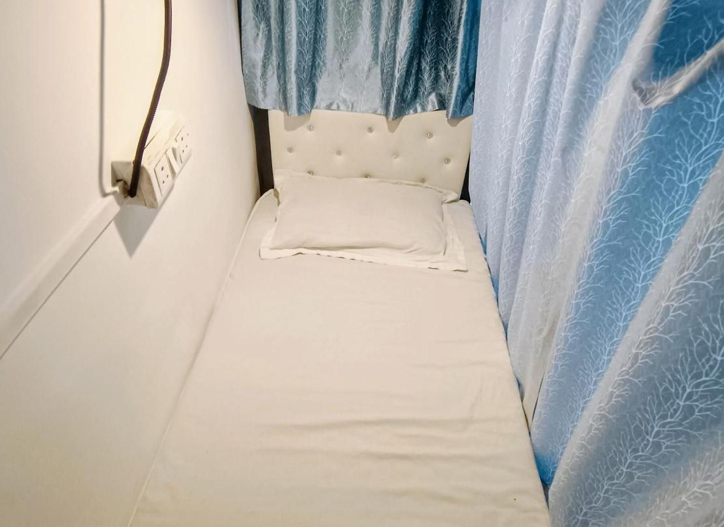 Hostel Royal And In Asalpha