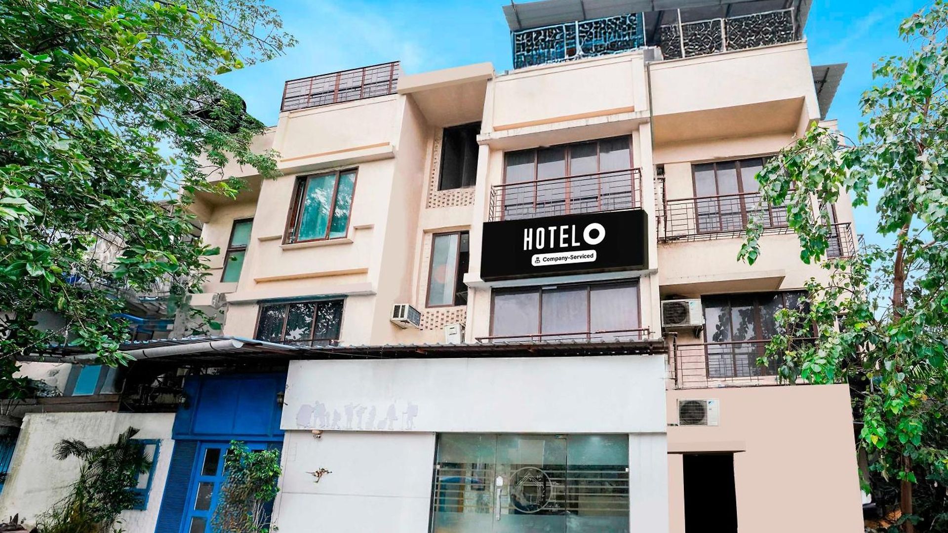 Townhouse Andheri Near Airport We Hotel 3*