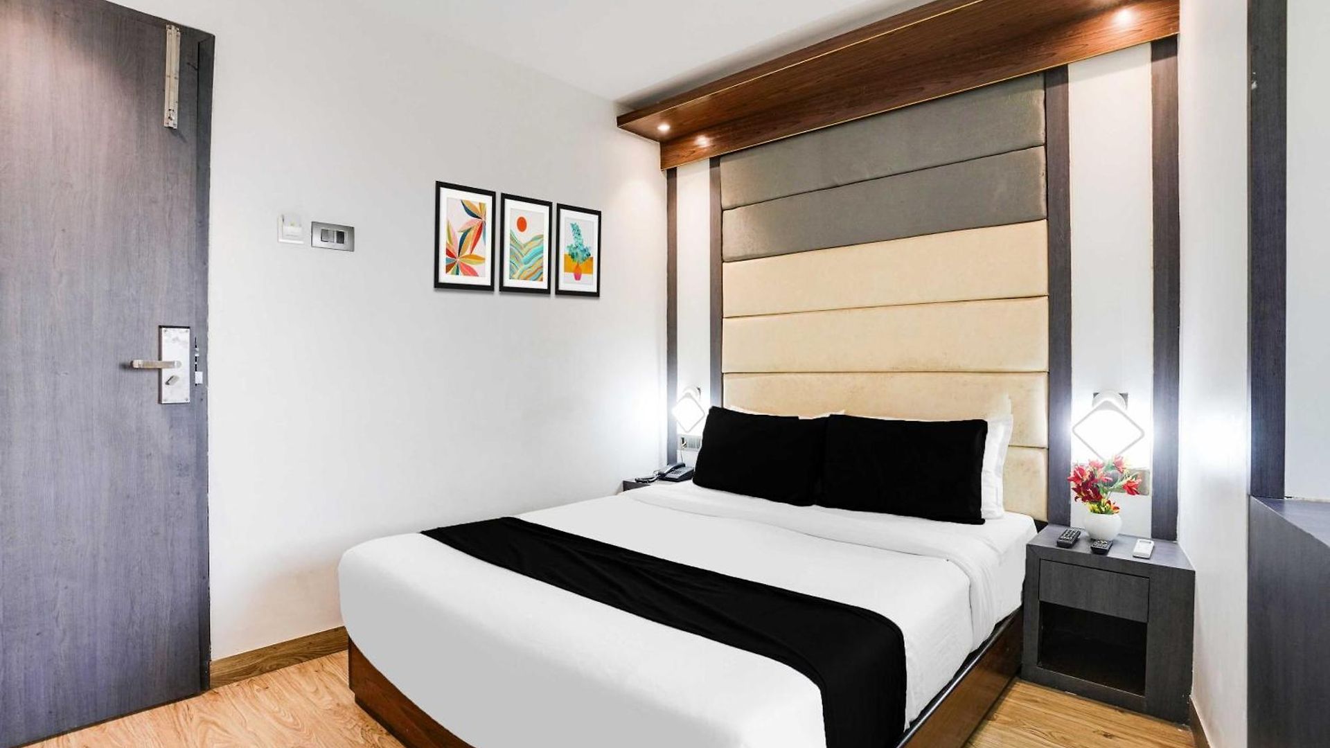 Hotel O Andheri Near Western Express Highway Mumbai