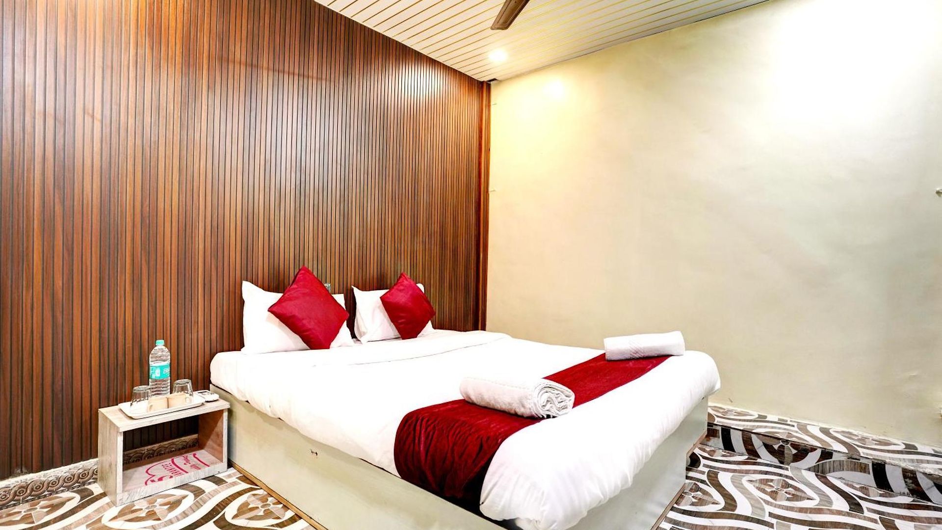 Akasa View 3* Mumbai