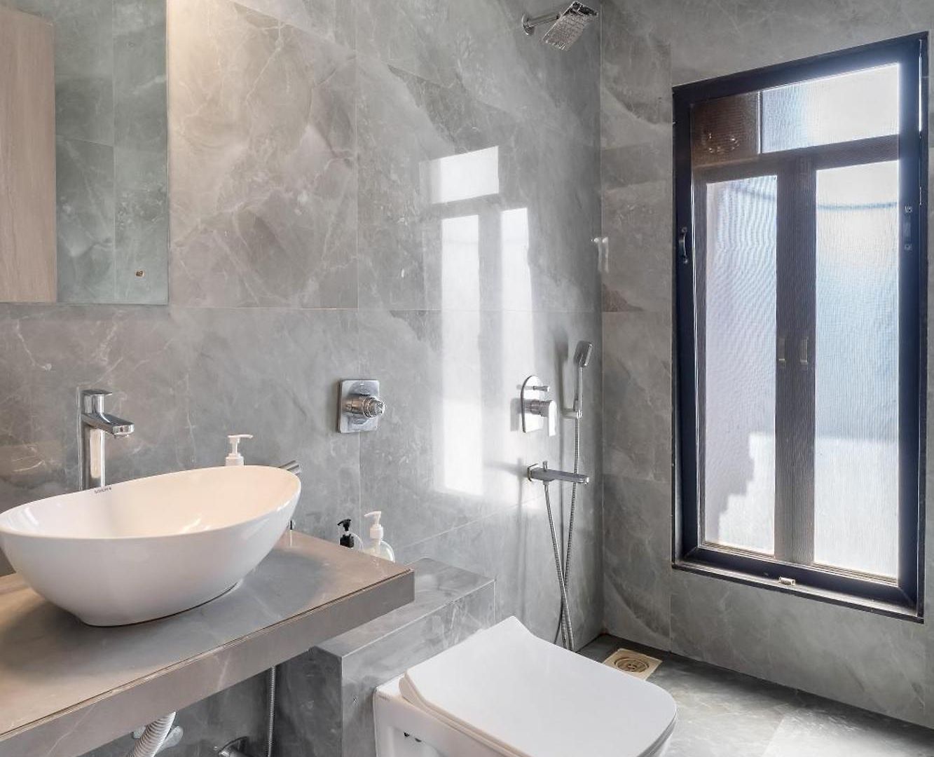 Milo Private 3bhk In Bandra * Mumbai