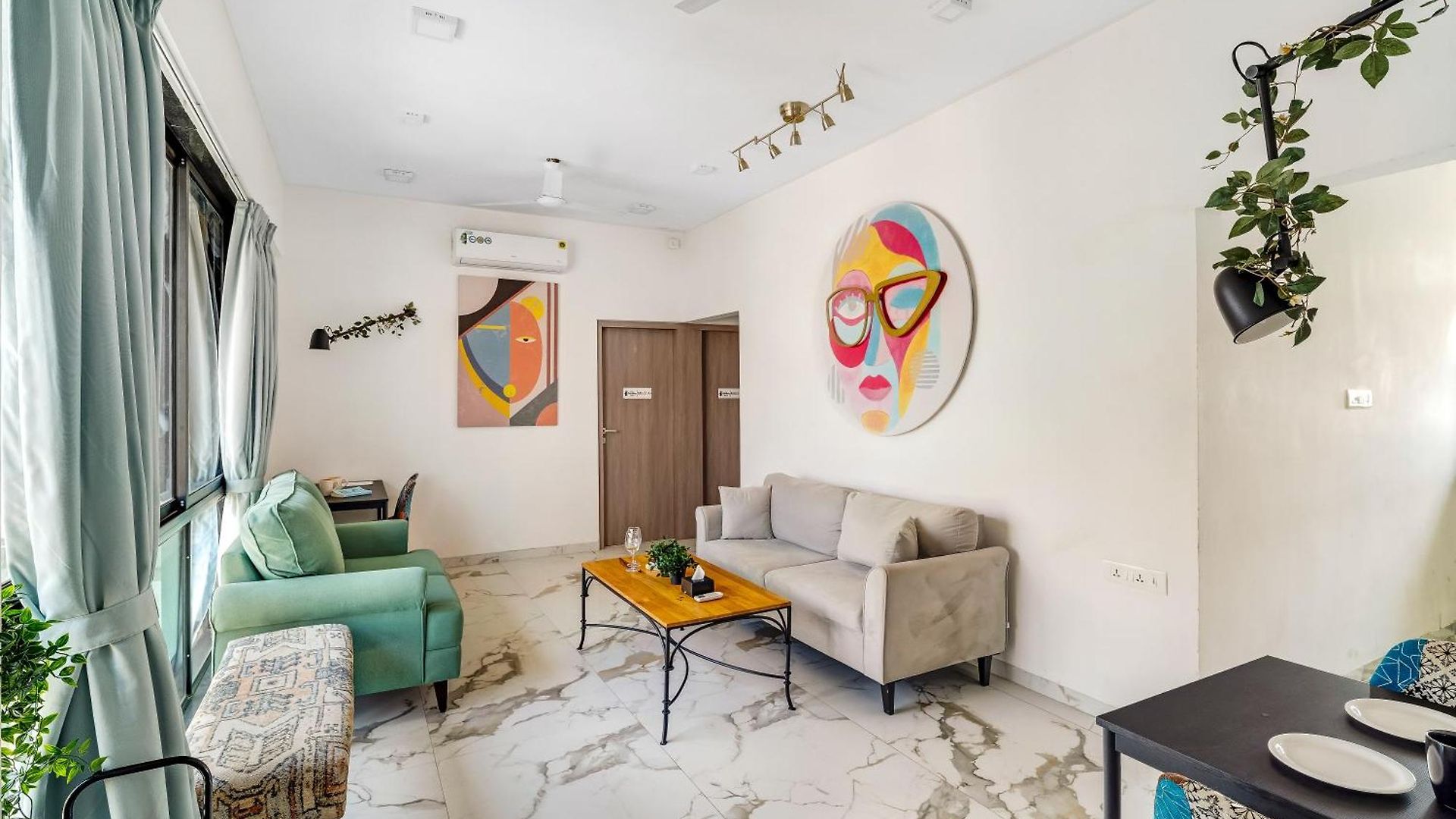 Milo Private 3bhk In Bandra Apartment Mumbai