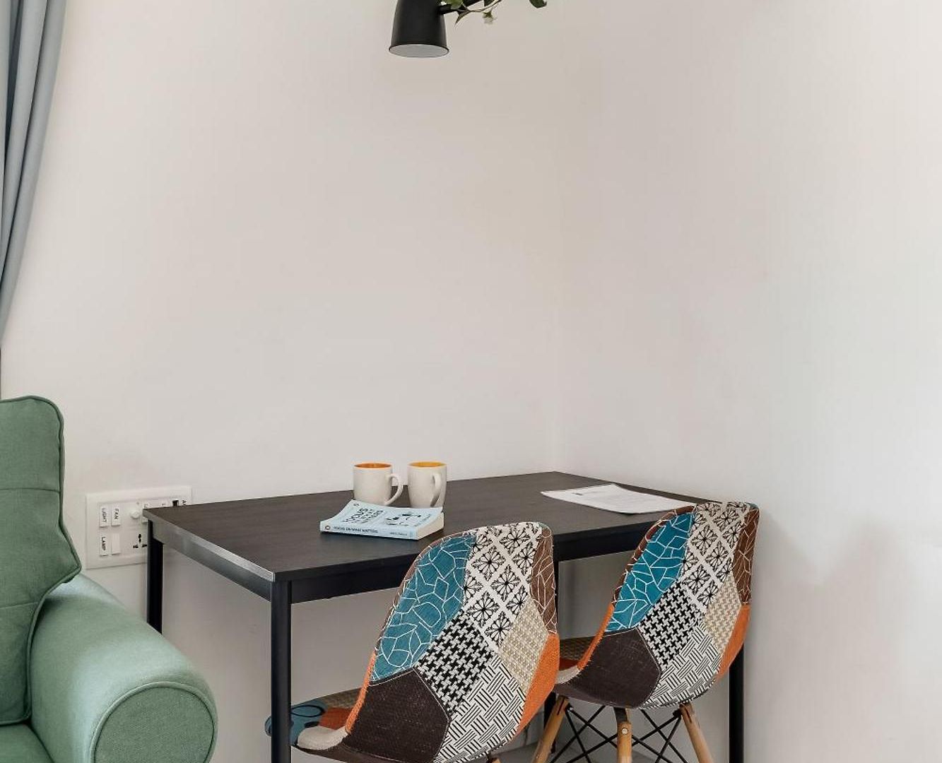 Milo Private 3bhk In Bandra Apartment *