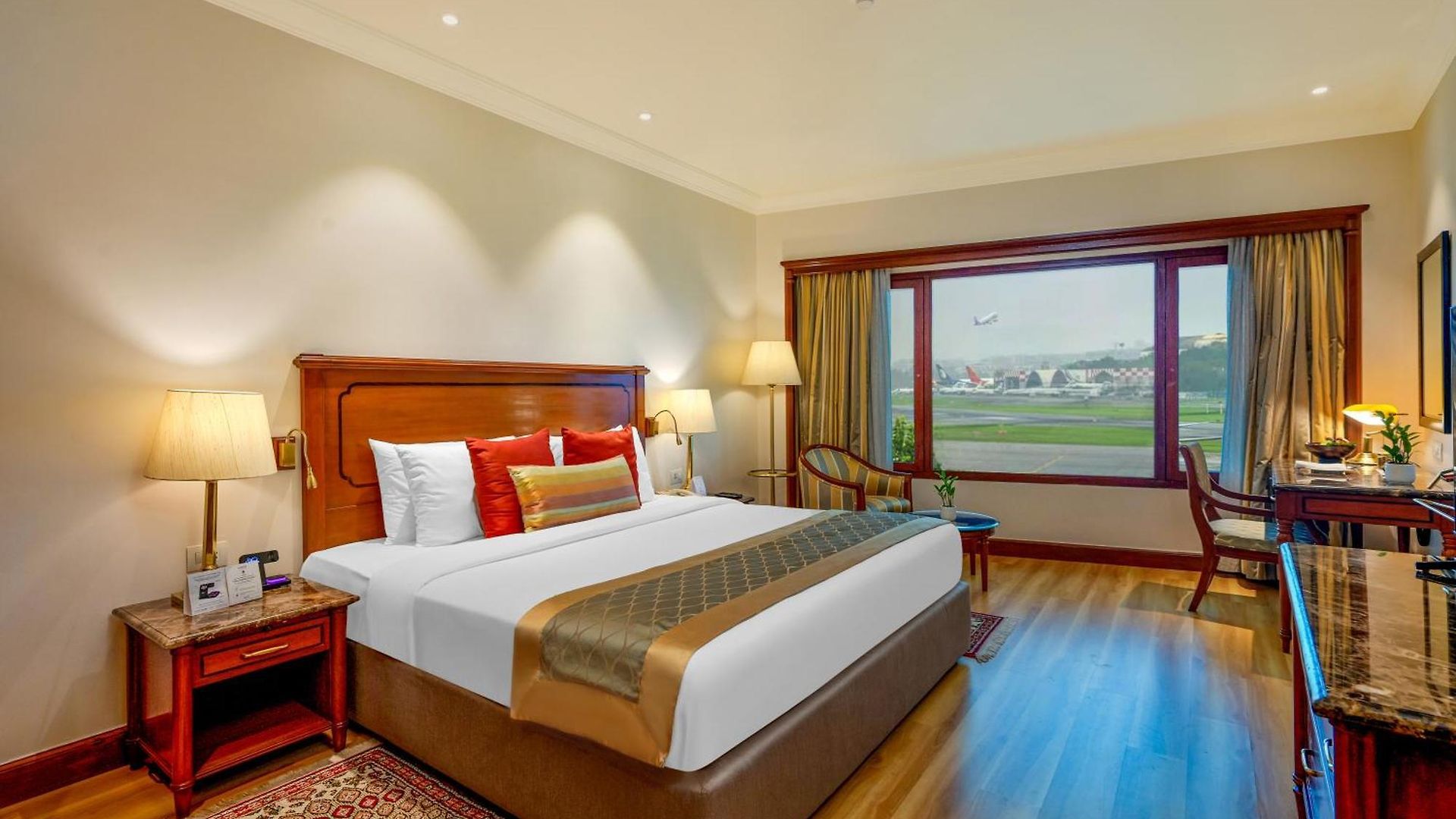 Hotel The Orchid Parle Mumbai