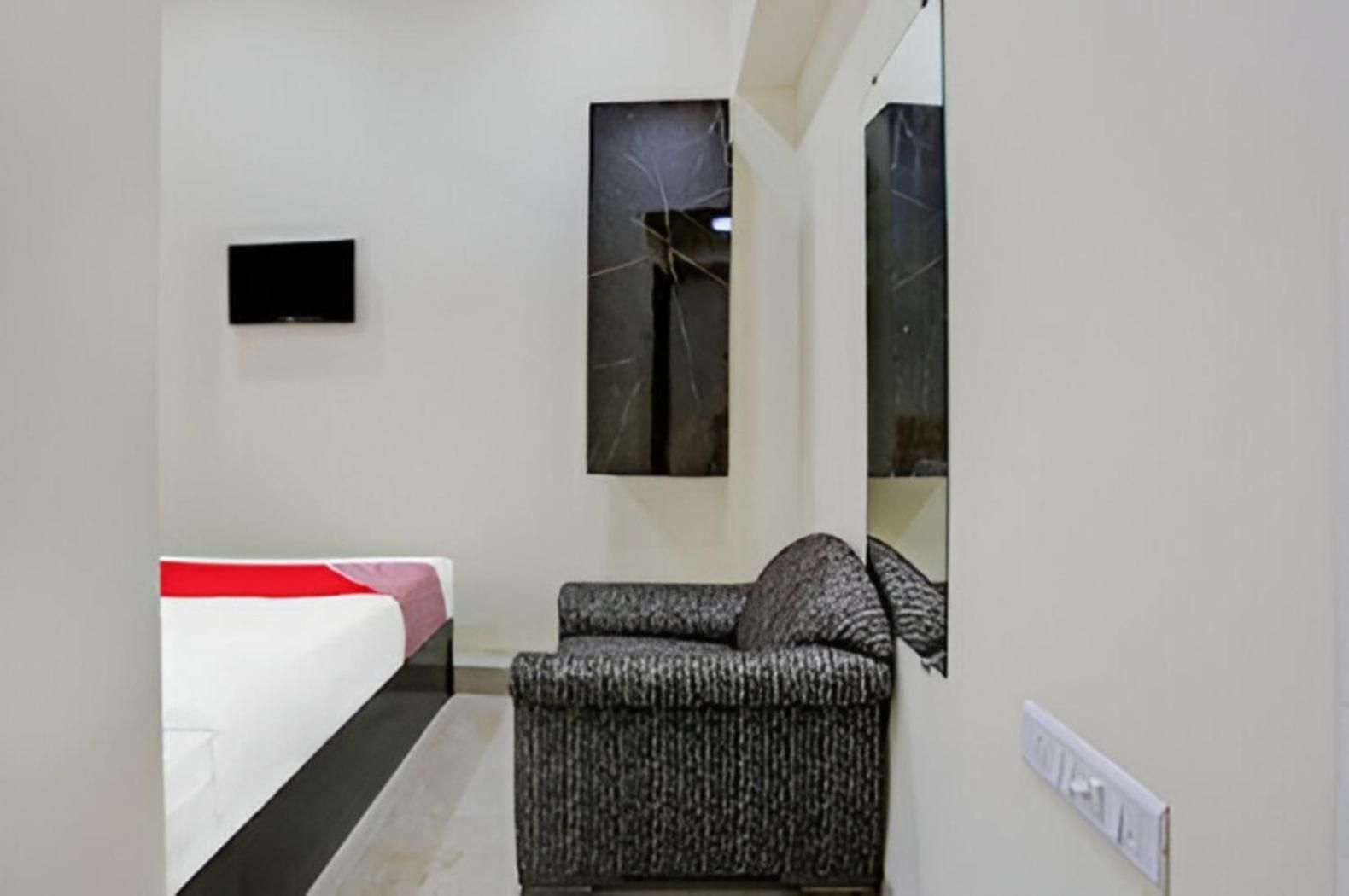 Indigo - Near International Airport *