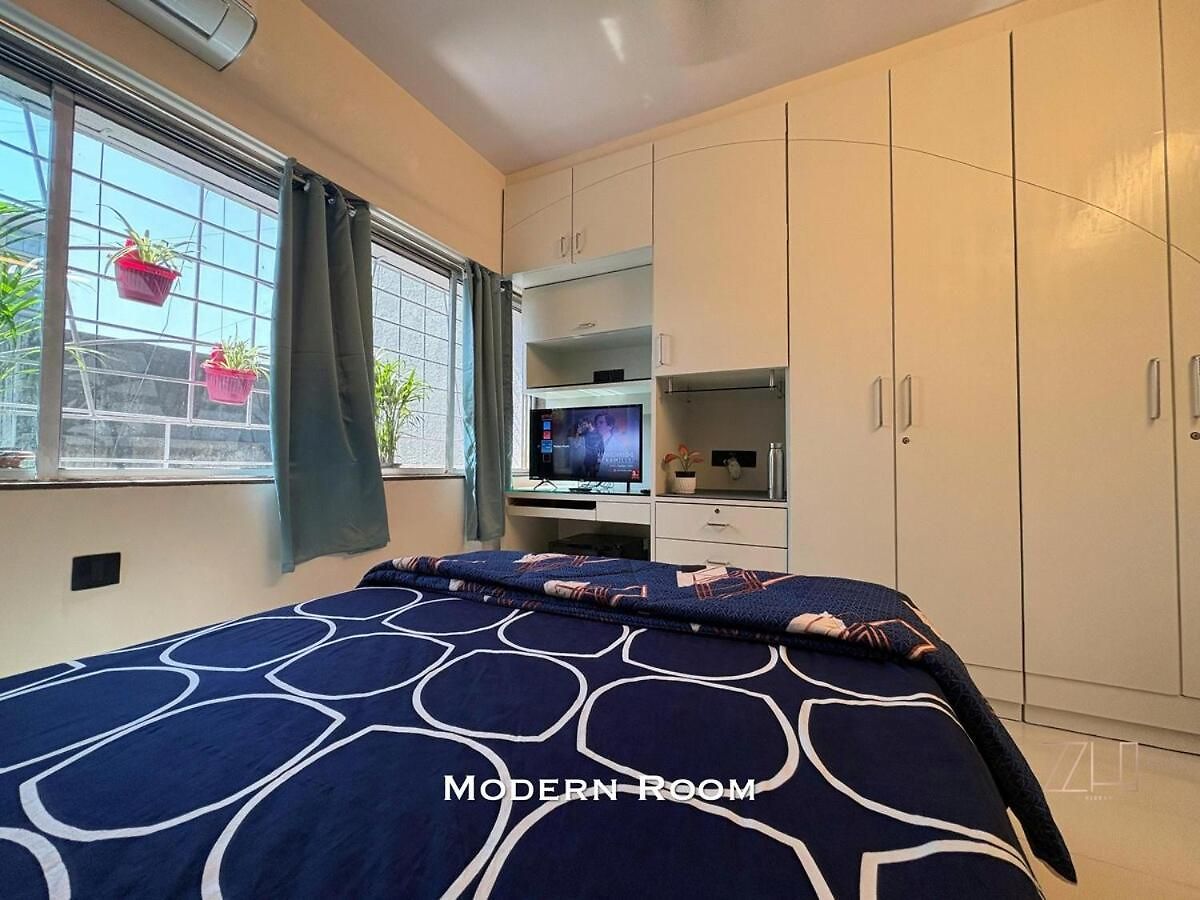 The Modern Apartment *