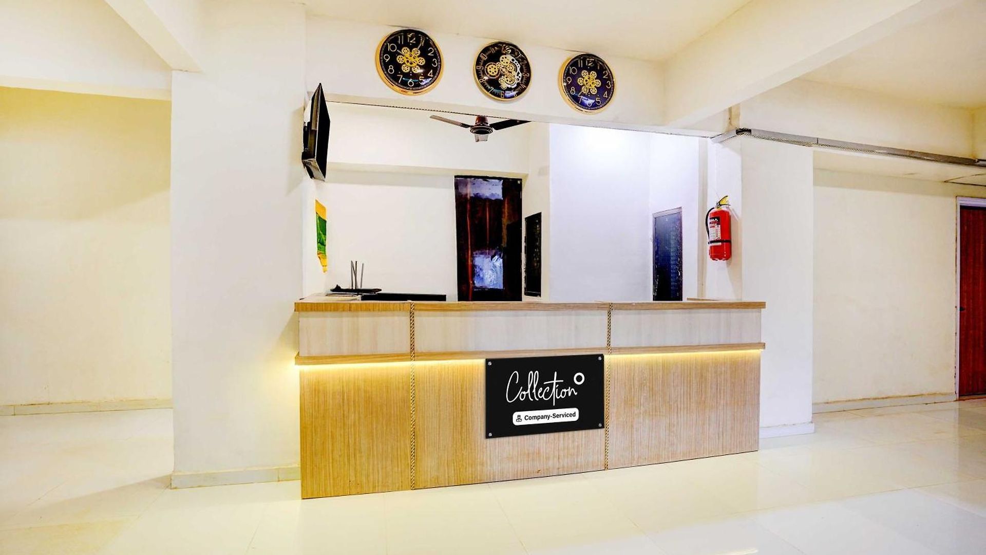 Hotel Collection O Vangani Railway Station Chadha
