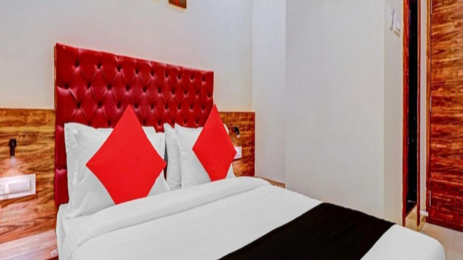Hotel Elegant 3*