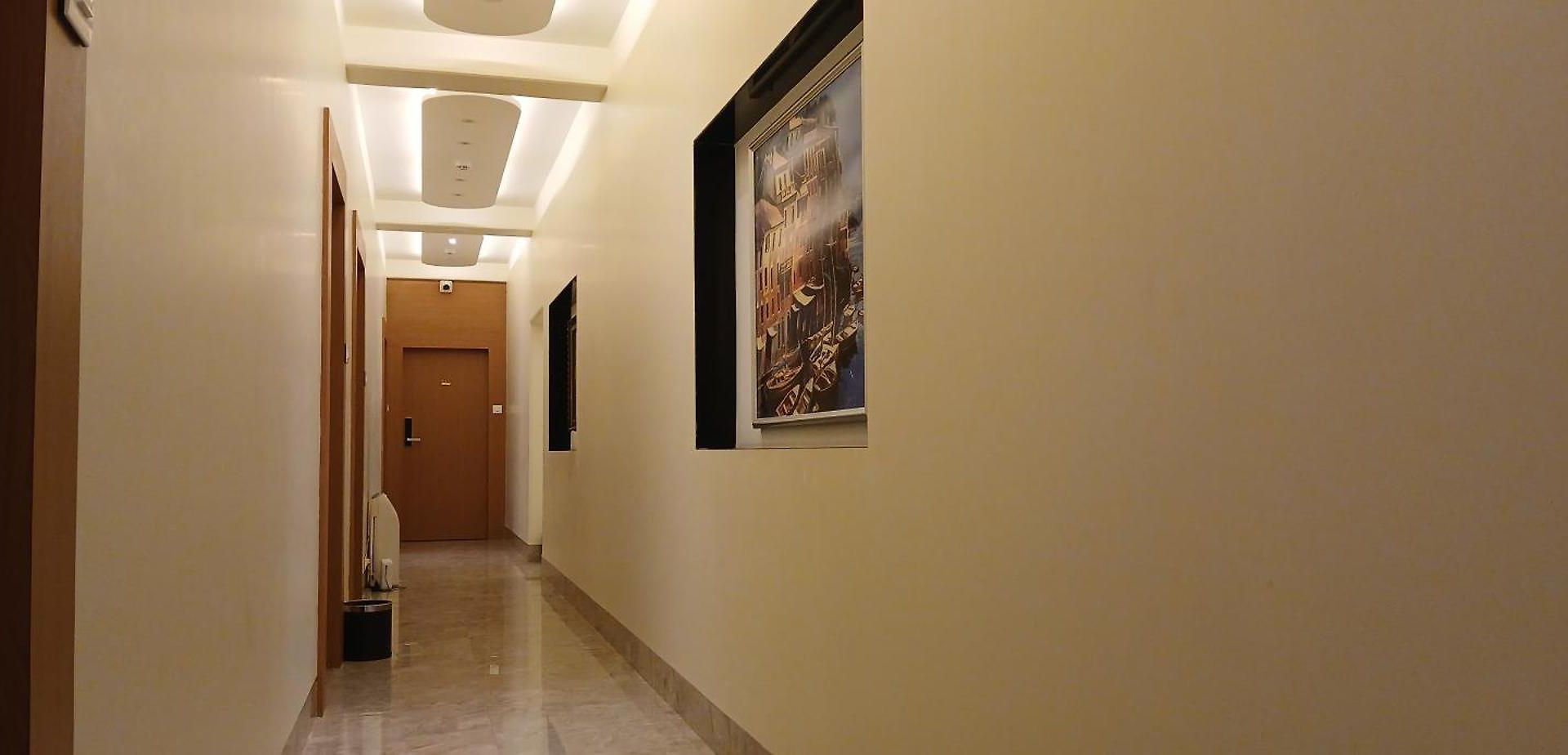 Shine Hospitality Premium 3* Mumbai