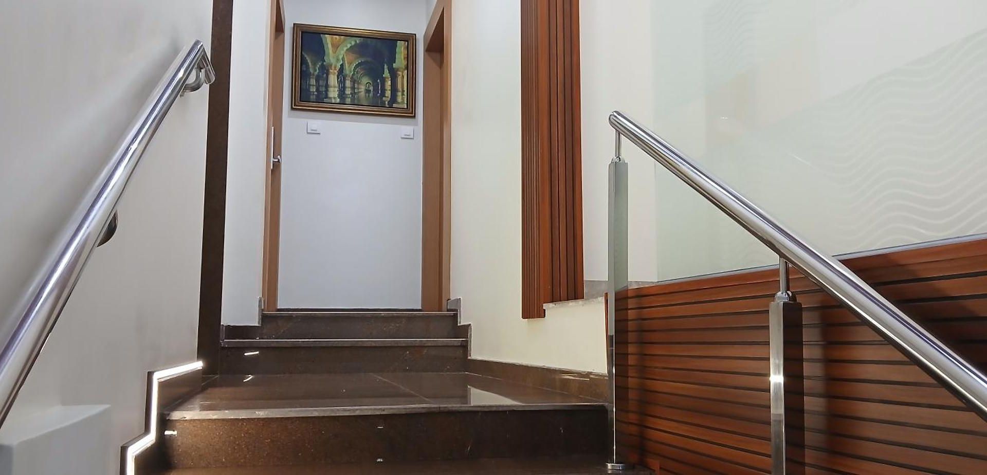 Shine Hospitality Premium Hotel 3*