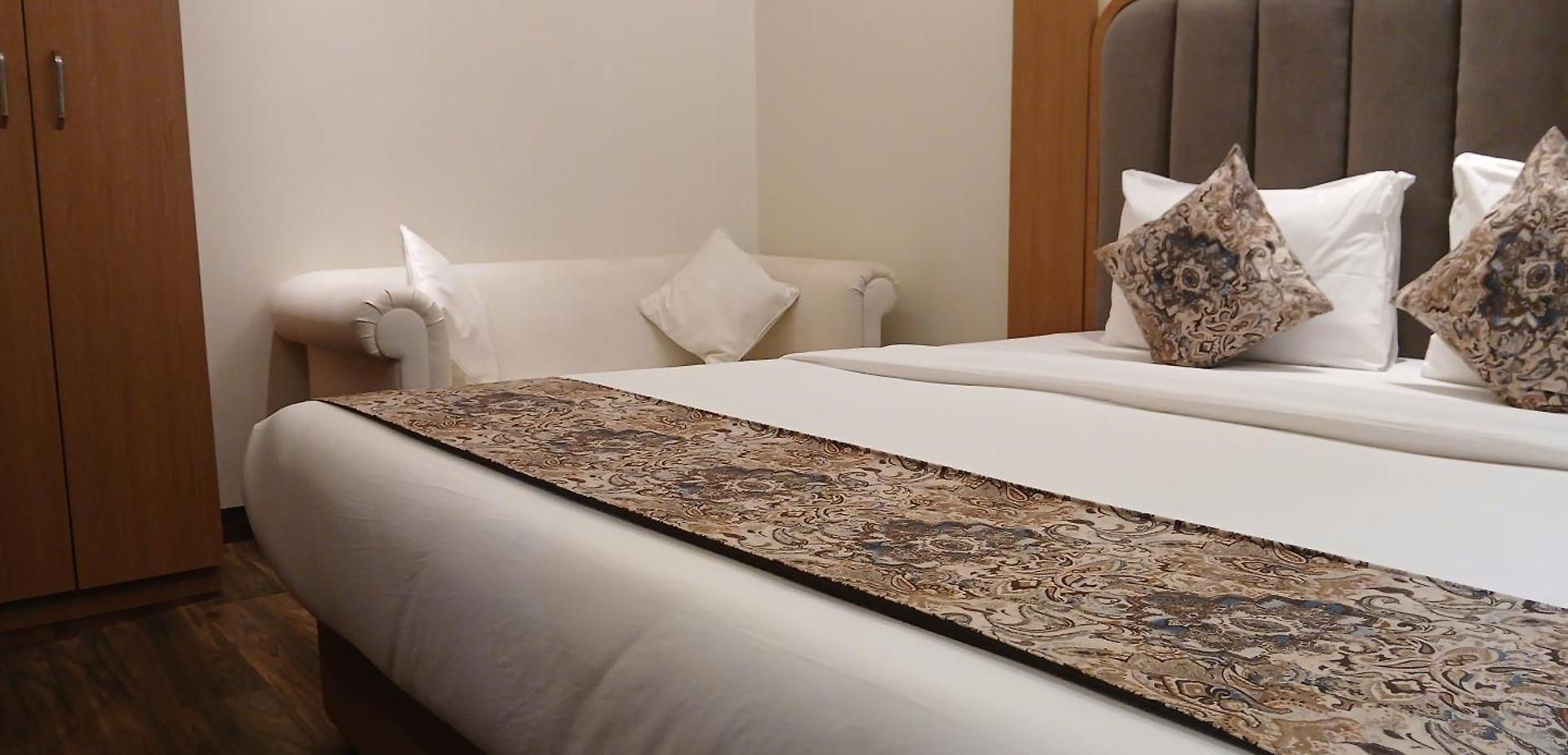 Hotel Shine Hospitality Premium 3*