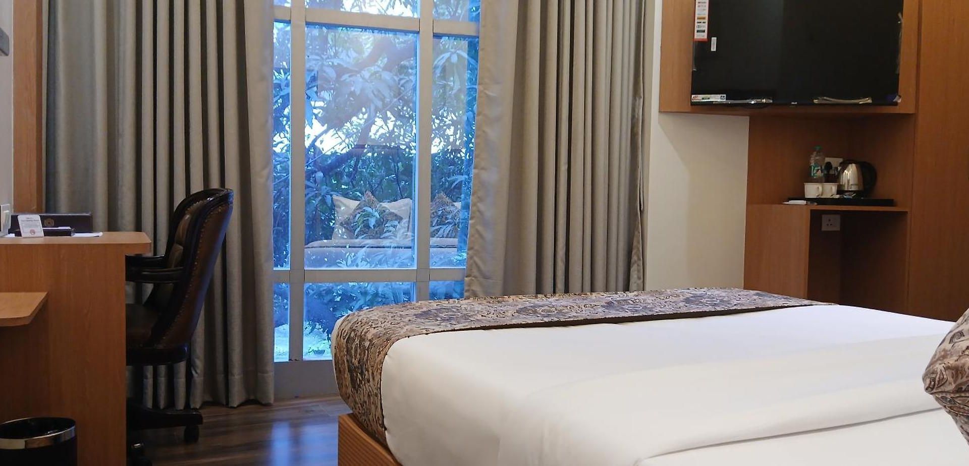 Hotel Shine Hospitality Premium Mumbai