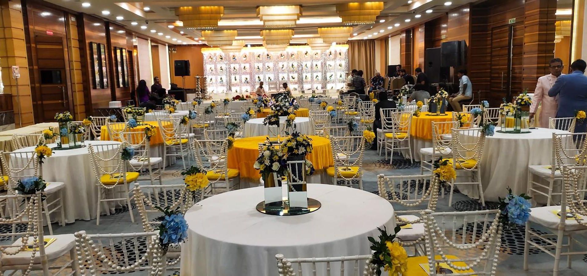Club Emerald Hotel