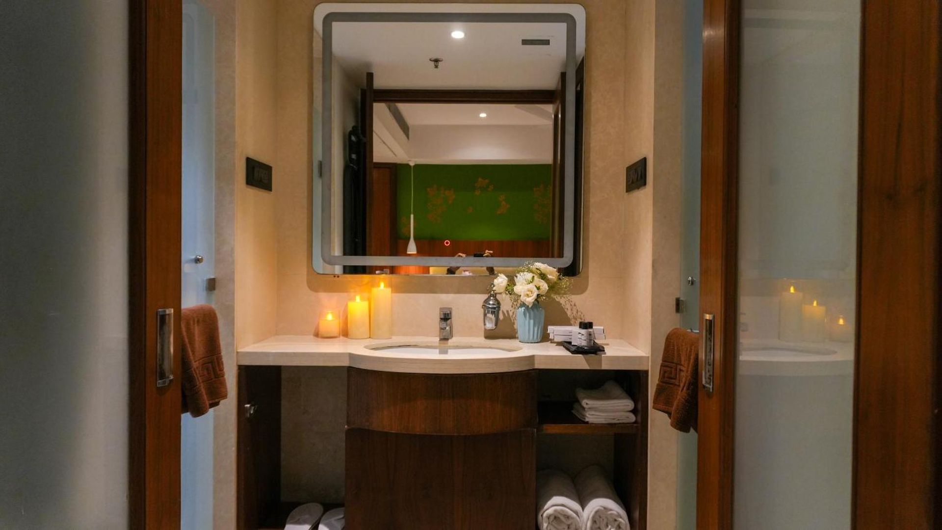 Hotel Club Emerald