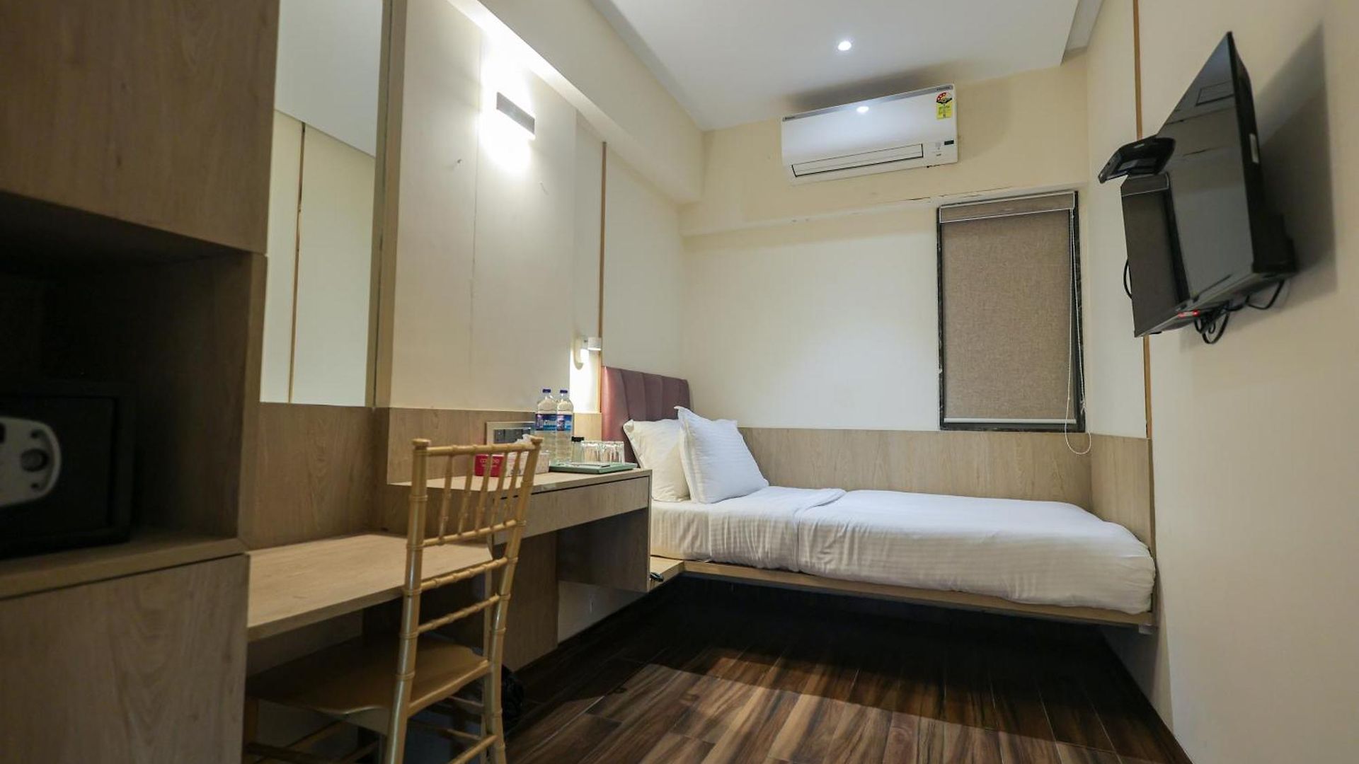Inn Vishal Hall